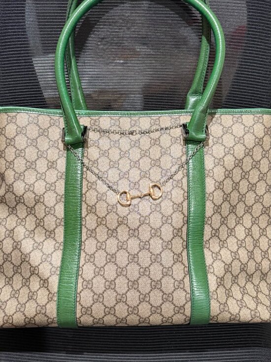 Gucci Handbags - ✨Gucci ✨Beige GG Canvas Tote with Green Leather Trim